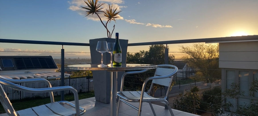 To Let 2 Bedroom Property for Rent in Fairhaven Country Estate Western Cape